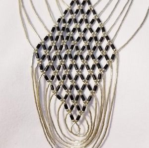 EUC Liquid silver necklace with diamond pattern, vintage, 18in with 4.5in drop